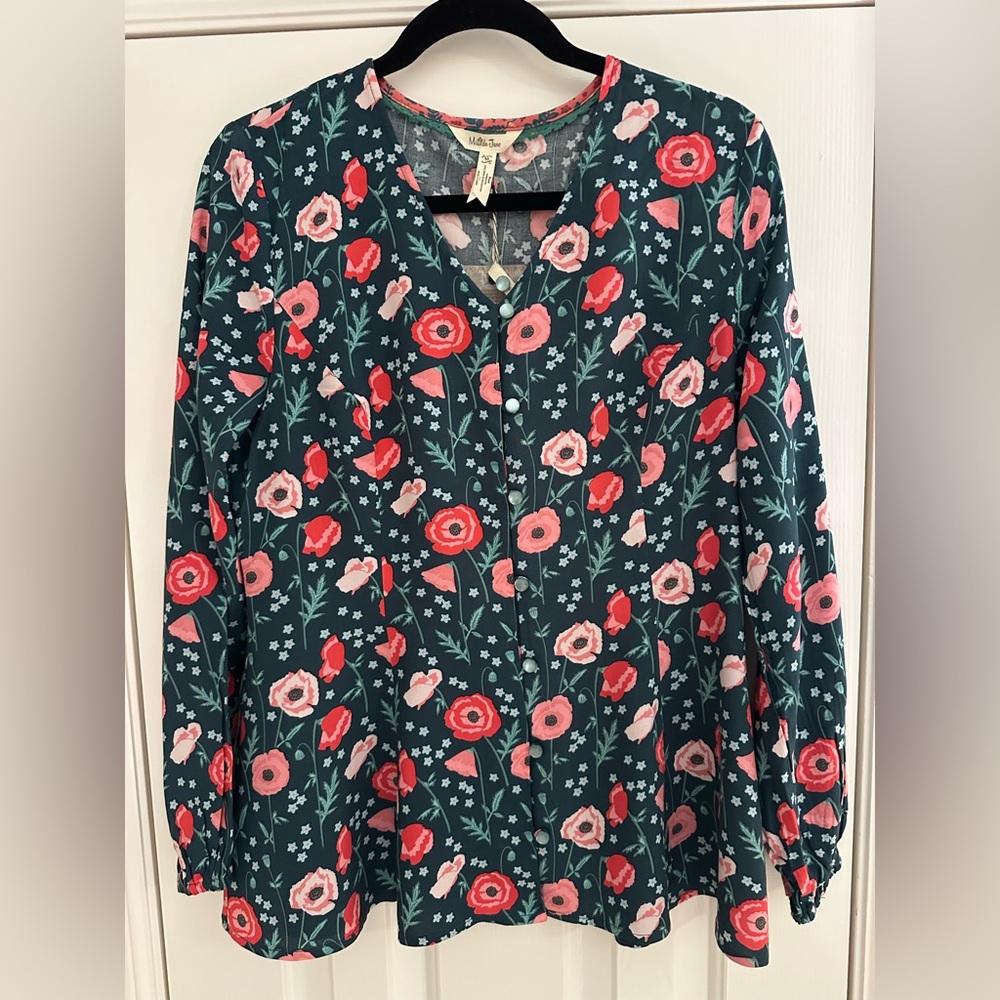 Matilda Jane, Yesteryear Floral Top
Sz M
NWT